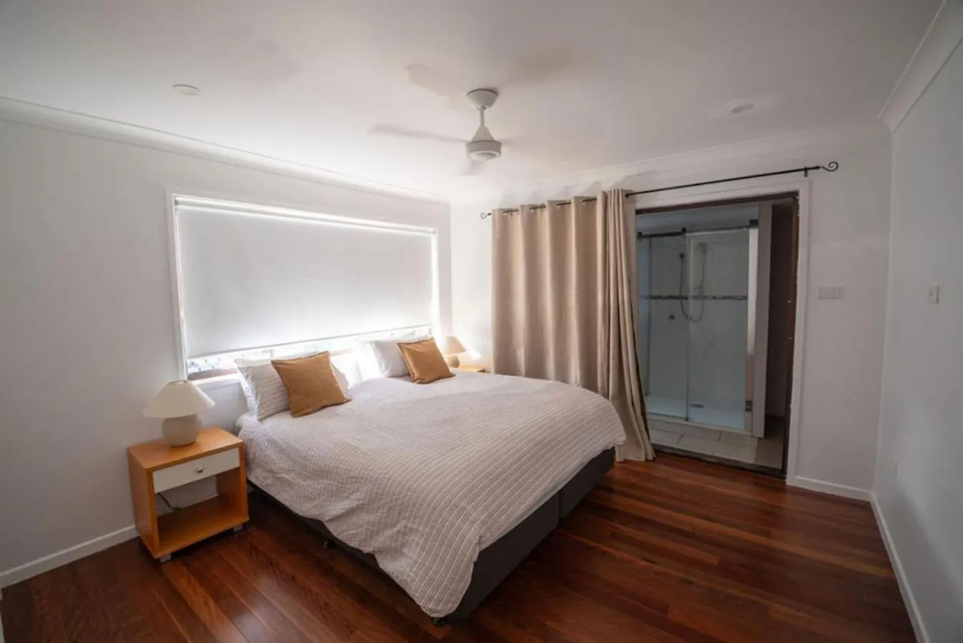 Marina Views - Waterfront And Sleeps 8 People Vila Buddina 0*,